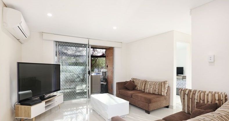 2 bedrooms Apartment / Unit / Flat in 1/32 Sherwood Road MERRYLANDS NSW, 2160