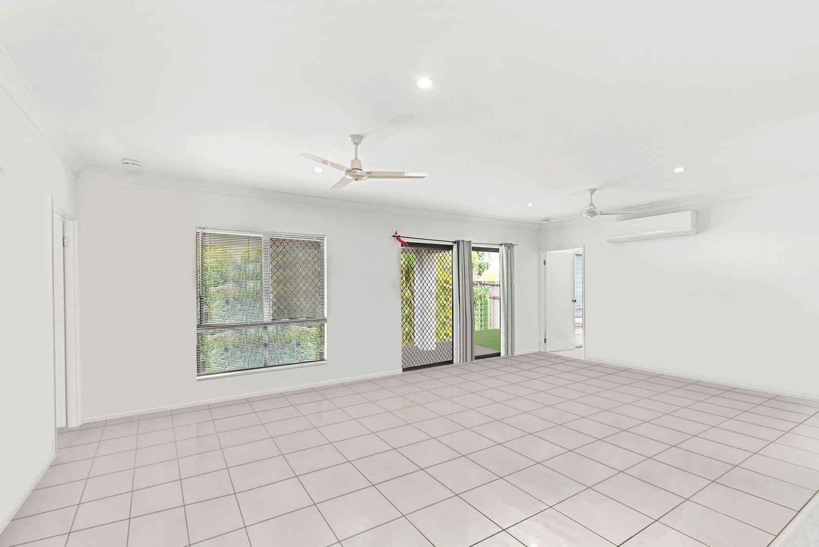 36 Ainscow Drive, Bentley Park QLD 4869, Image 2