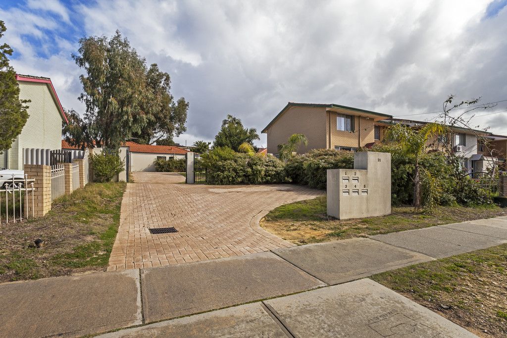 1/31 Dumond Street, BENTLEY WA 6102, Image 2