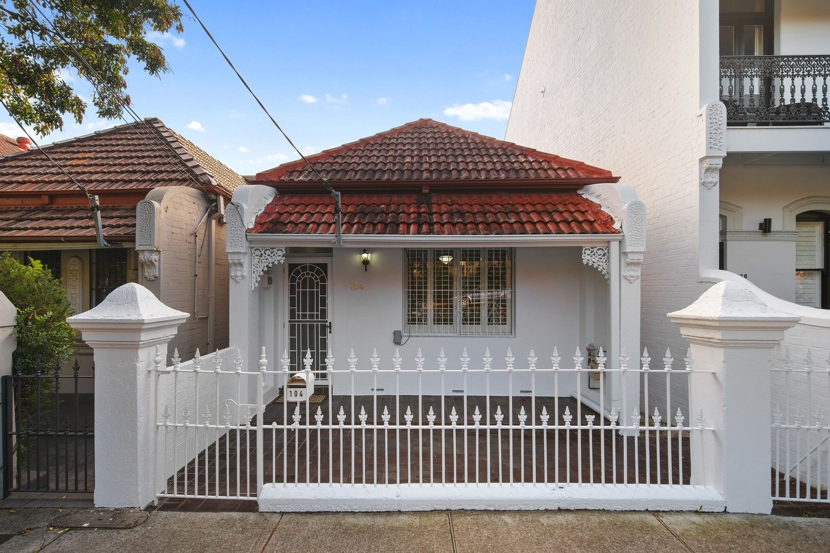 2 bedrooms House in 104 Corunna Road STANMORE NSW, 2048