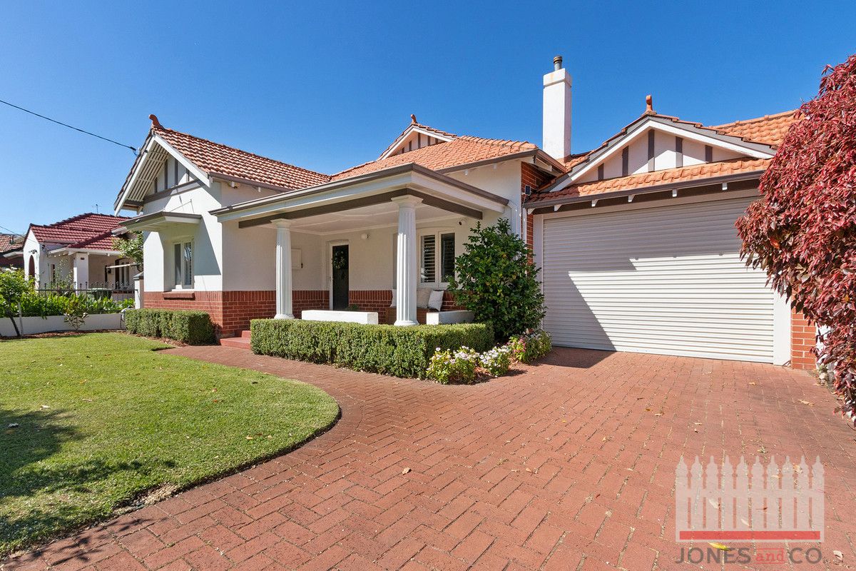 5 bedrooms House in 25 Harcourt Street INGLEWOOD WA, 6052