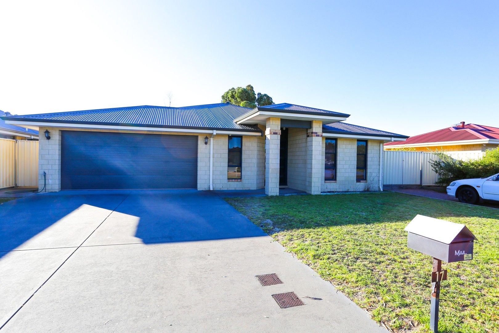 17 Cannes Parade, Castletown WA 6450, Image 0