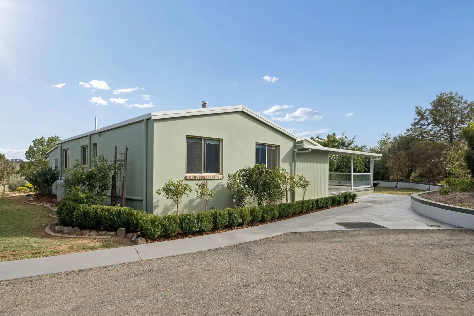 39 Saines Estate Road, Young NSW 2594