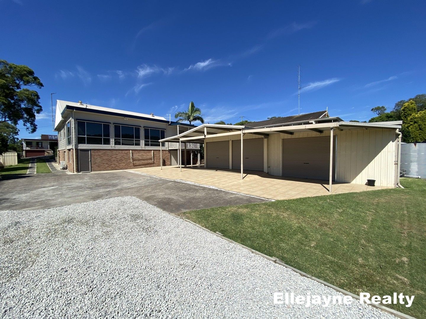 2 bedrooms House in 27 Todd Street BLACKALLS PARK NSW, 2283