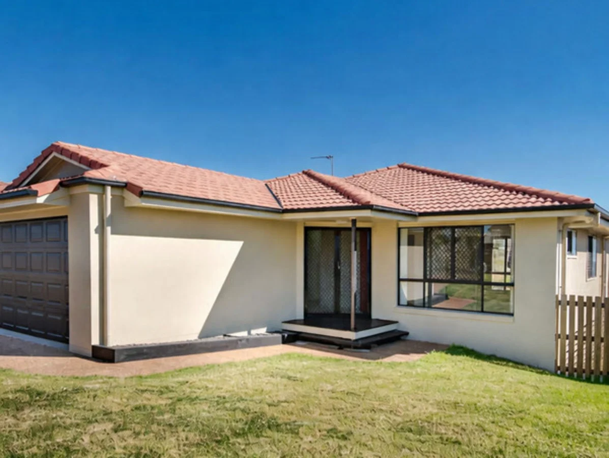 5 Dodson Crescent, Mount Kynoch QLD 4350