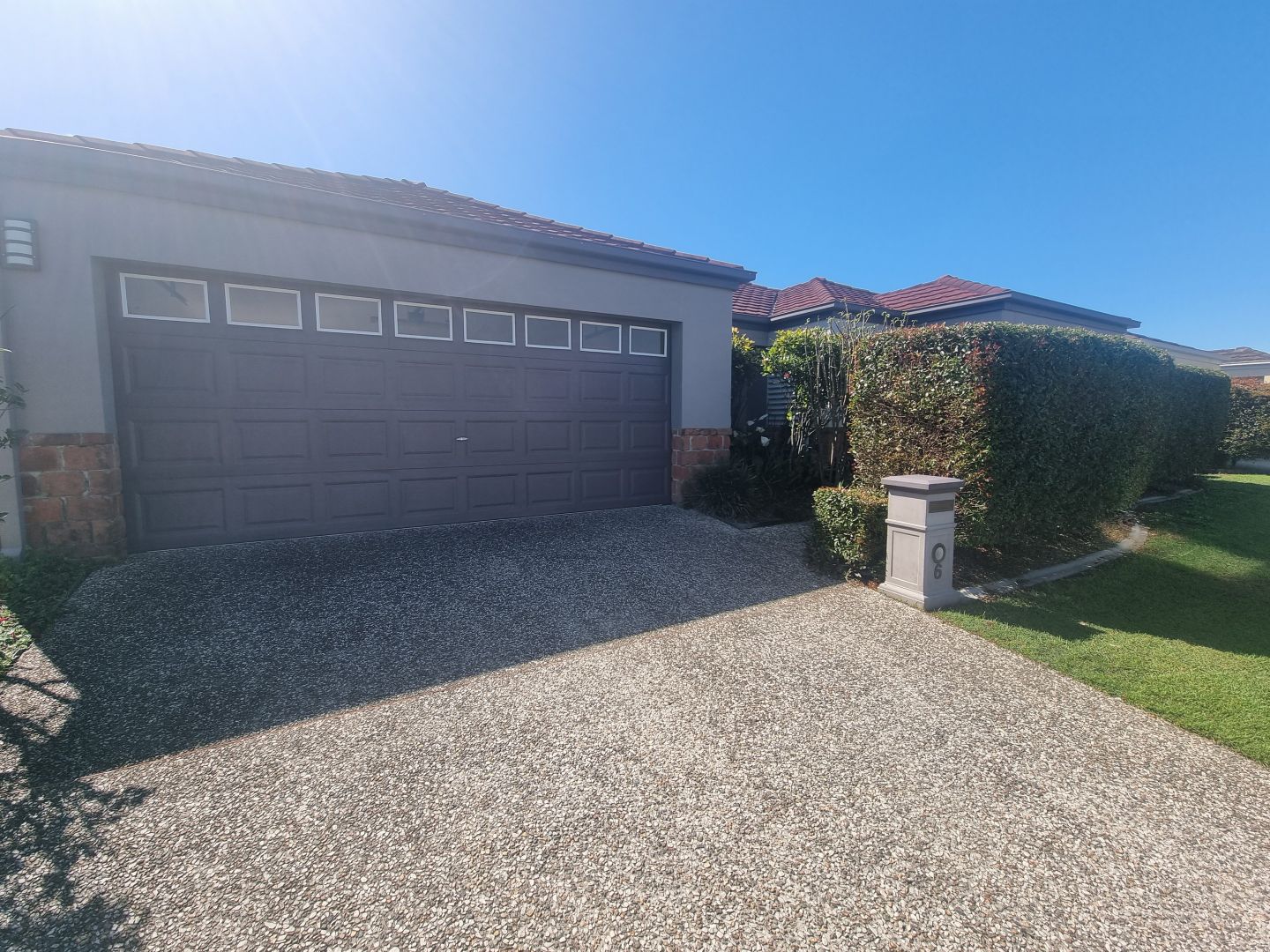 6 Leighanne Crescent, Arundel QLD 4214