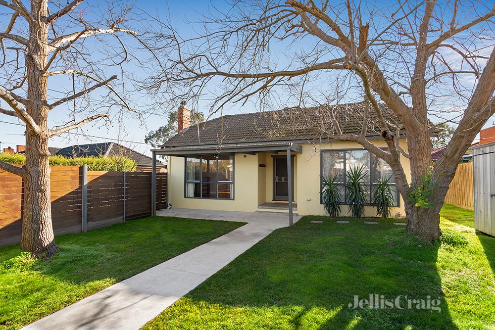 2 bedrooms Apartment / Unit / Flat in 1/32 Edward Street MACLEOD VIC, 3085