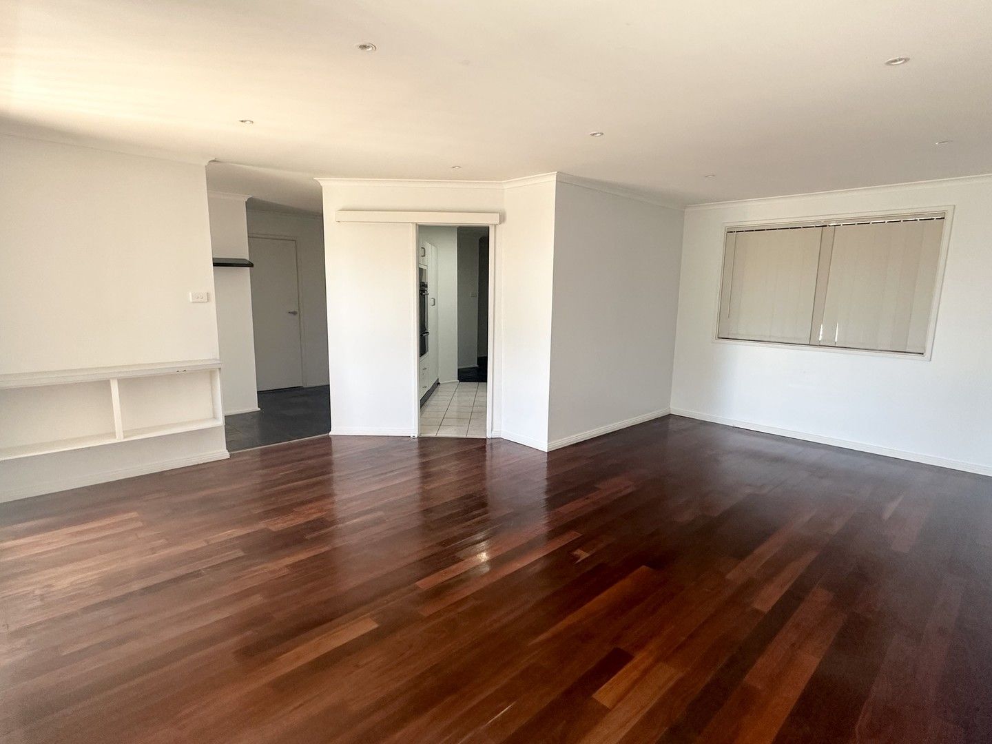 4 bedrooms House in 95 Sweethaven Road EDENSOR PARK NSW, 2176