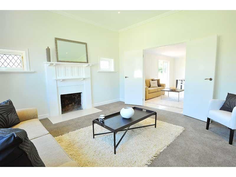 7 Ludstone Street, HAMPTON VIC 3188, Image 2