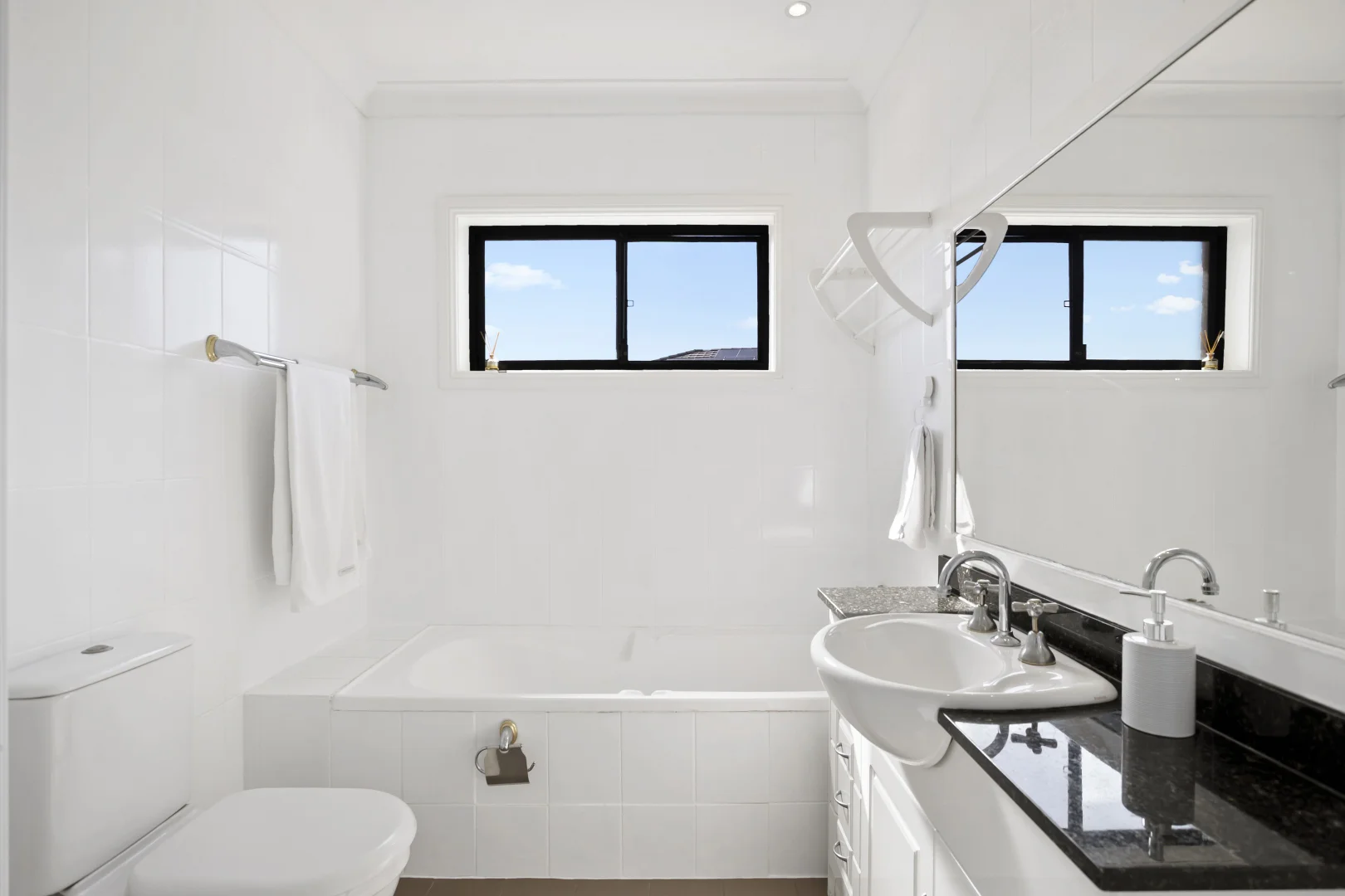 Additional image 13 of 1A Brisbane Street, Chifley NSW 2036