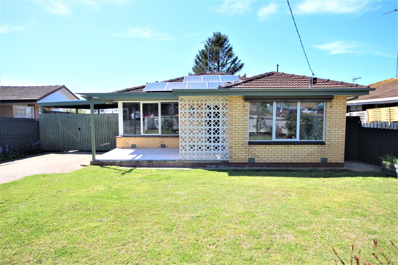 3 bedrooms House in 195 Boundary Road WHITTINGTON VIC, 3219