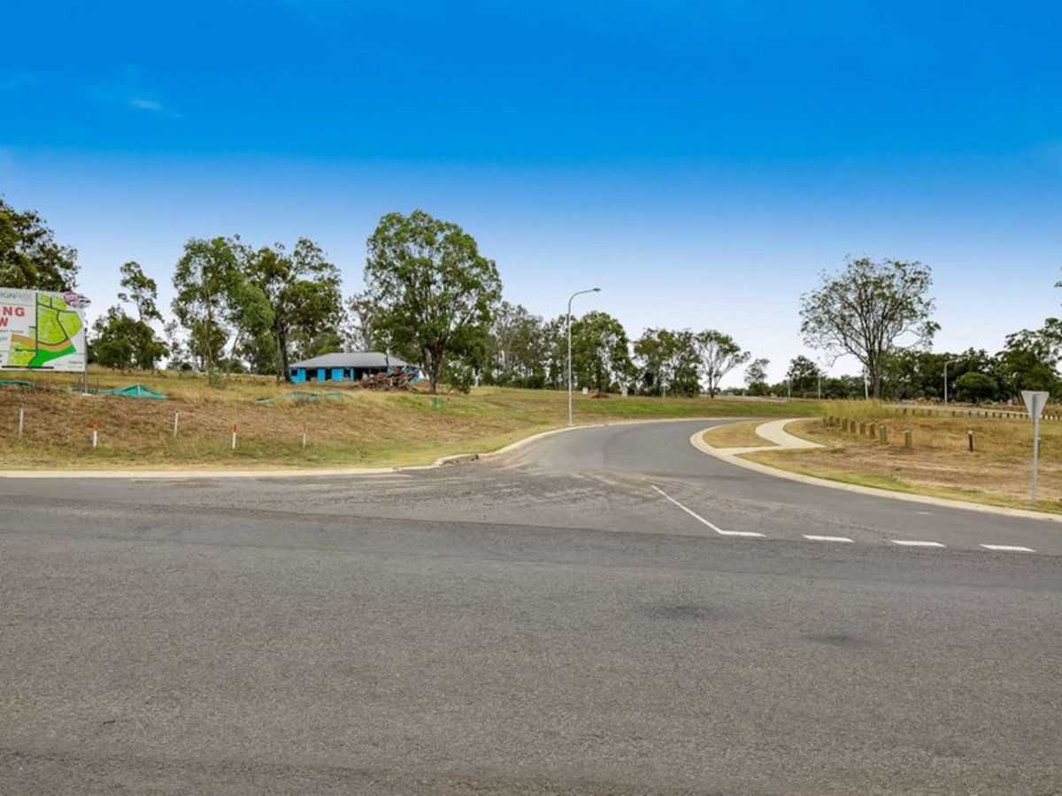 Sovereign Rise, Meringandan QLD 4352 Domain