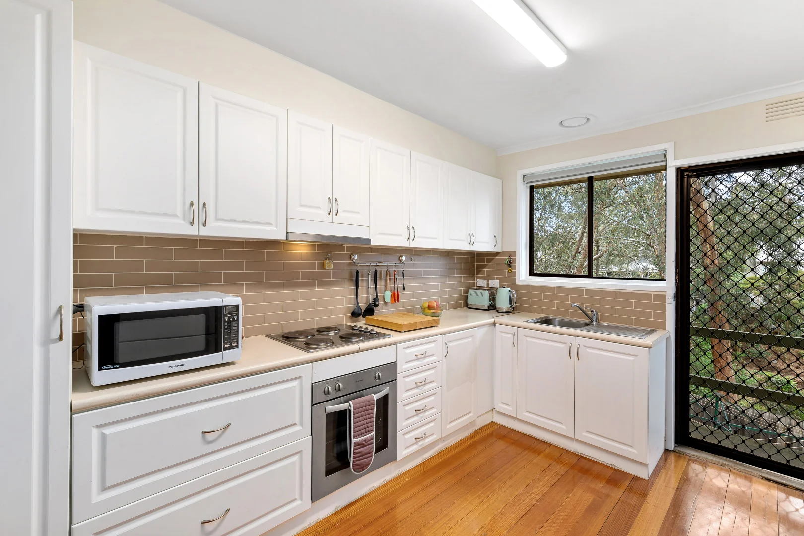 Additional image 5 of 5/69 Nell Street, Greensborough VIC 3088