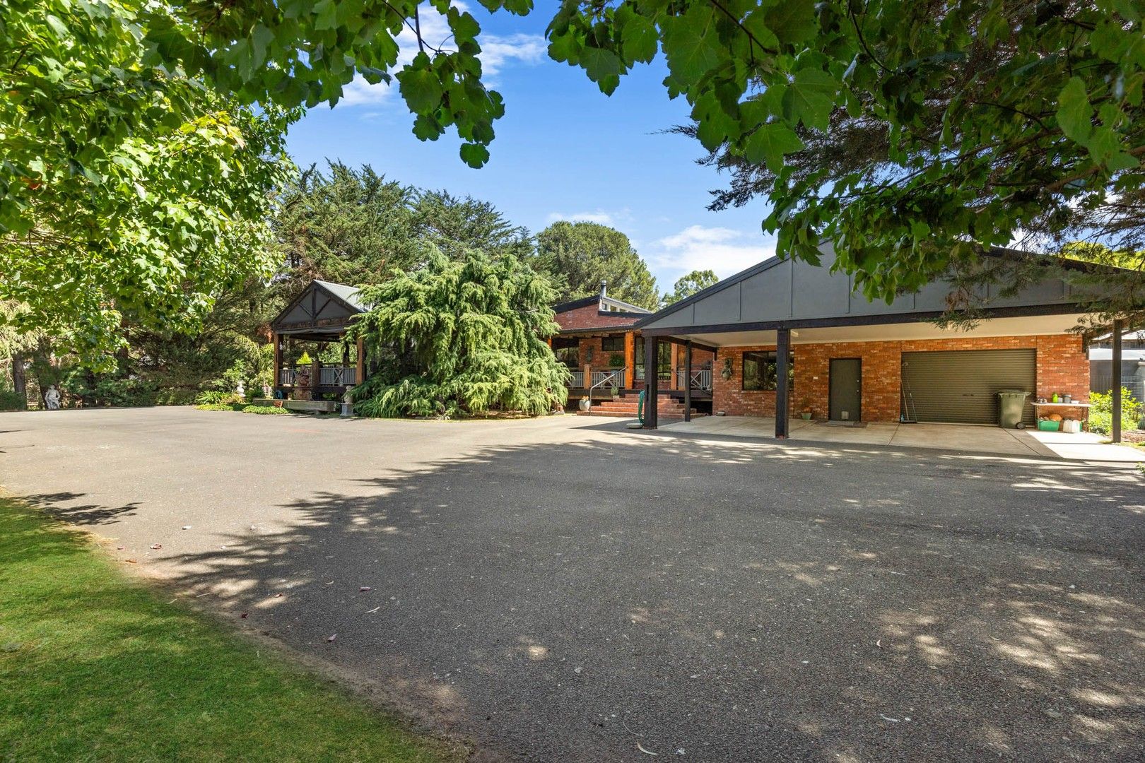 4 bedrooms House in 341 Racecourse Road SUNBURY VIC, 3429