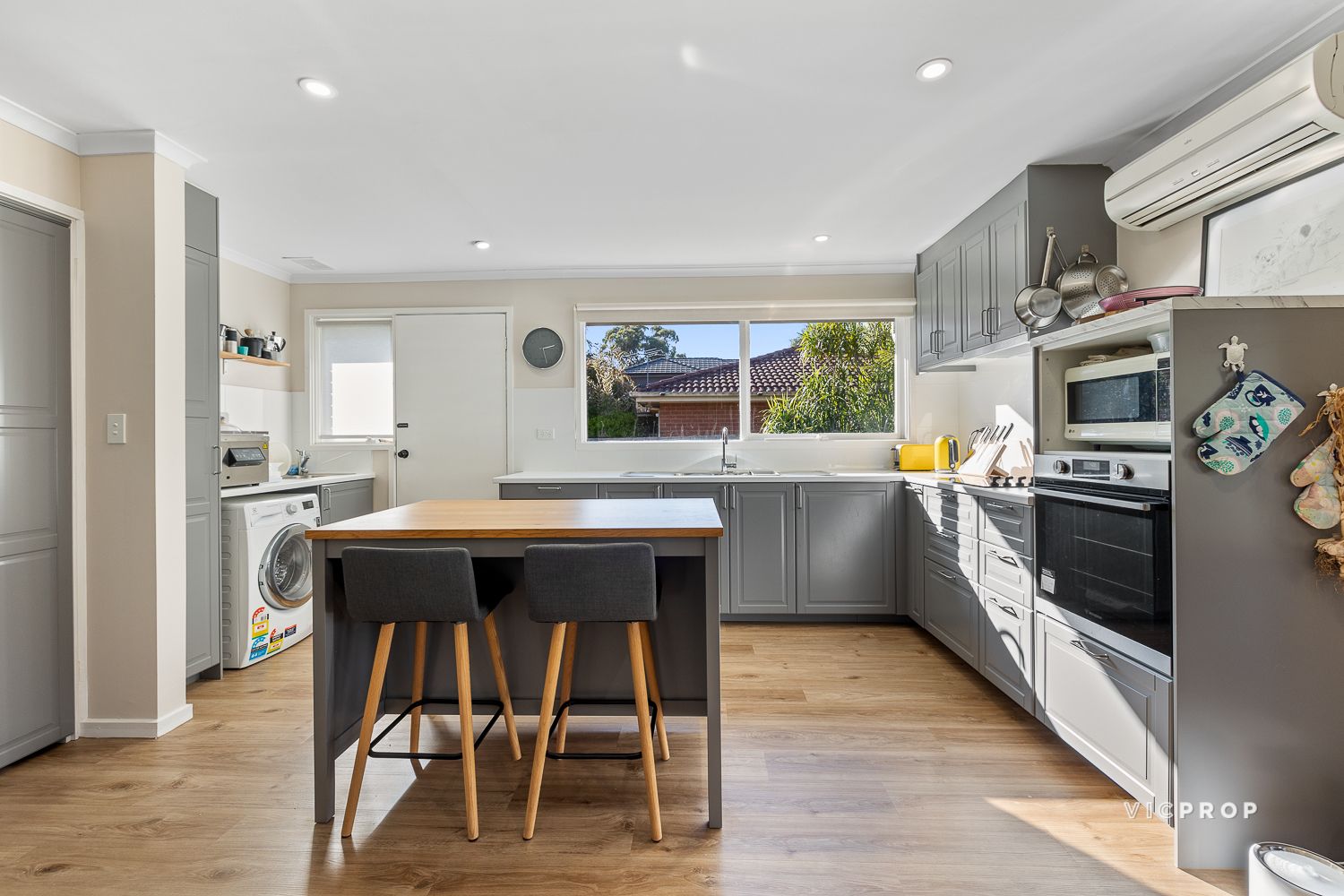 2/13 Ross Street, Ferntree Gully VIC 3156 House For Rent Domain