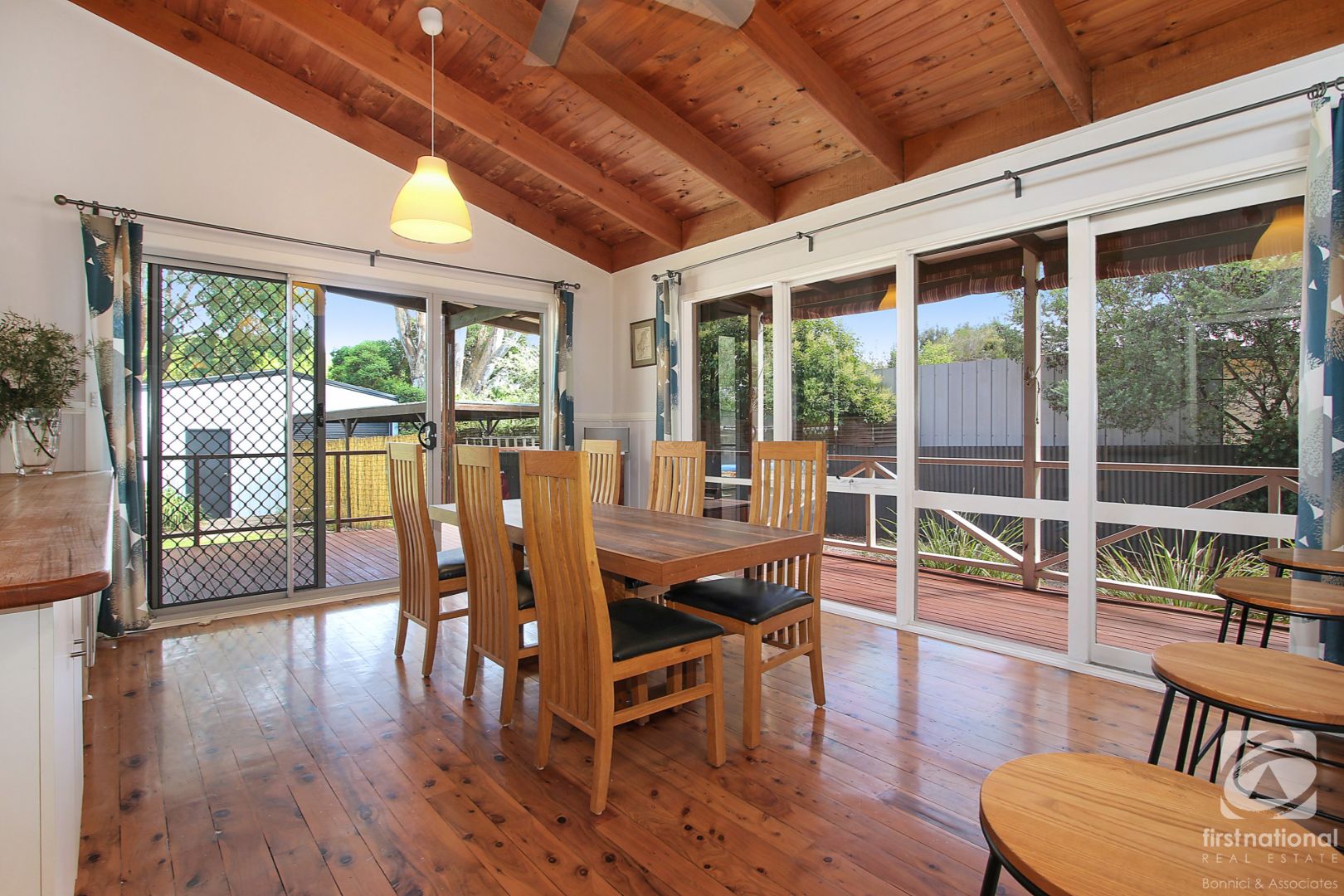 21 Epsom Road, Chiltern VIC 3683, Image 2