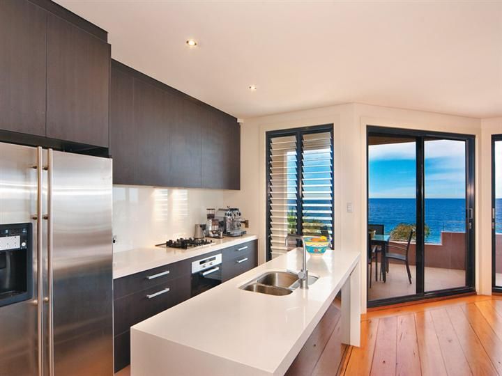 24 Carrington Parade, Curl Curl NSW 2096, Image 2