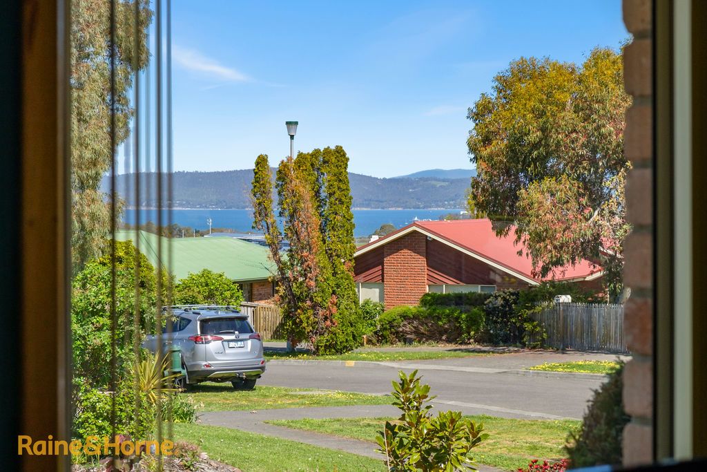 19 Mariner Circle, Huntingfield TAS 7055, Image 2