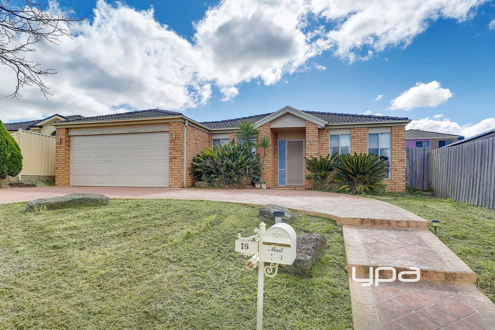 18 Stranraer Close, Greenvale VIC 3059, Image 0