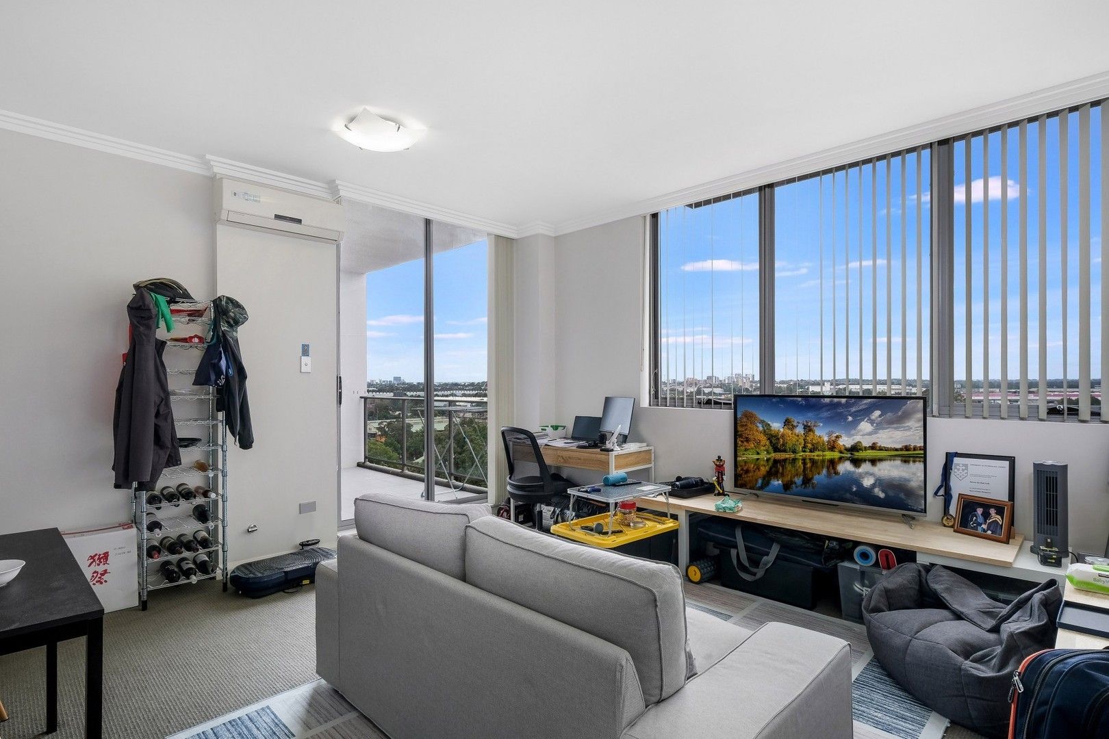 2 bedrooms Apartment / Unit / Flat in 43/108 James Ruse Drive ROSEHILL NSW, 2142