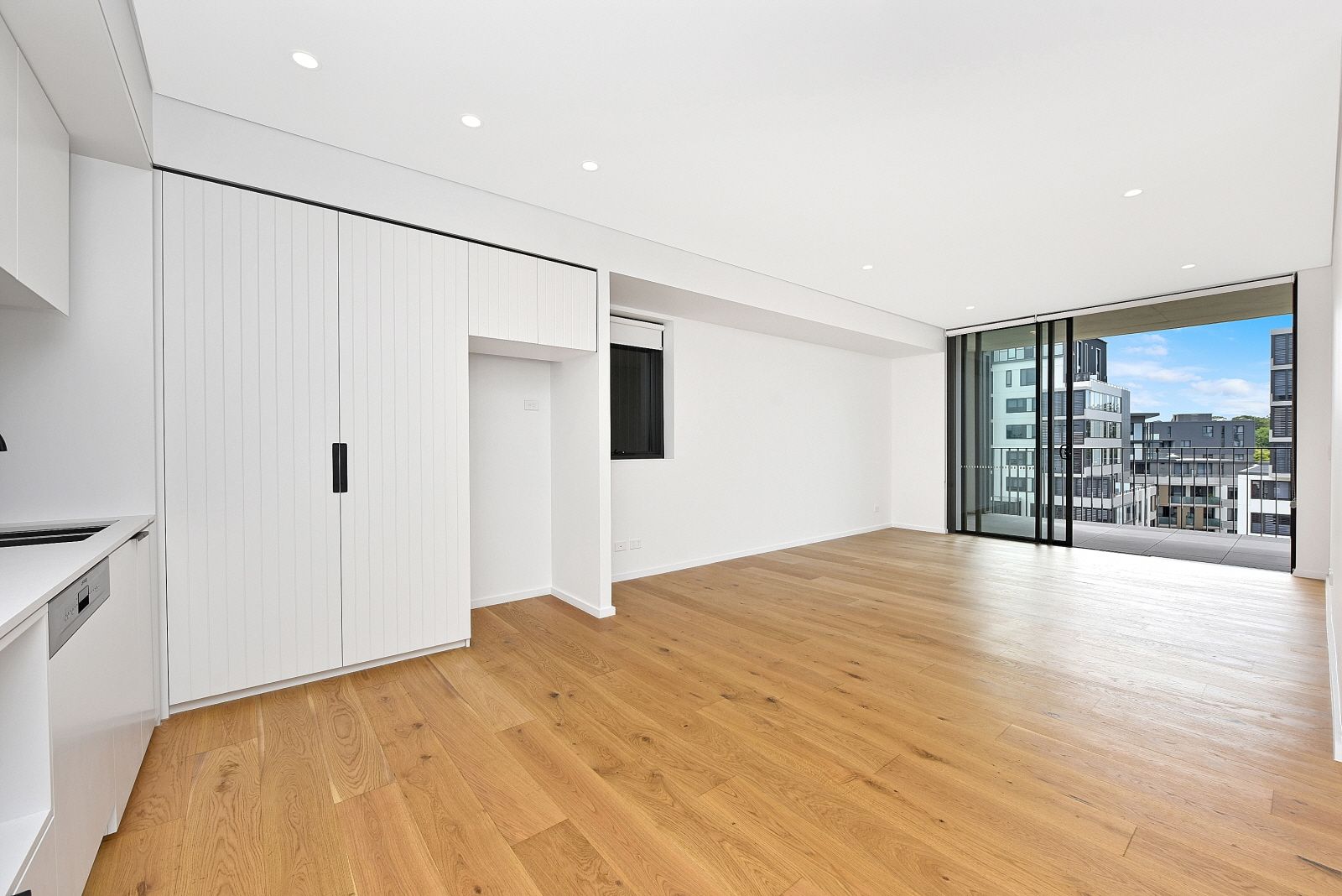 2 bedrooms Apartment / Unit / Flat in 701/2 Malthouse Way SUMMER HILL NSW, 2130