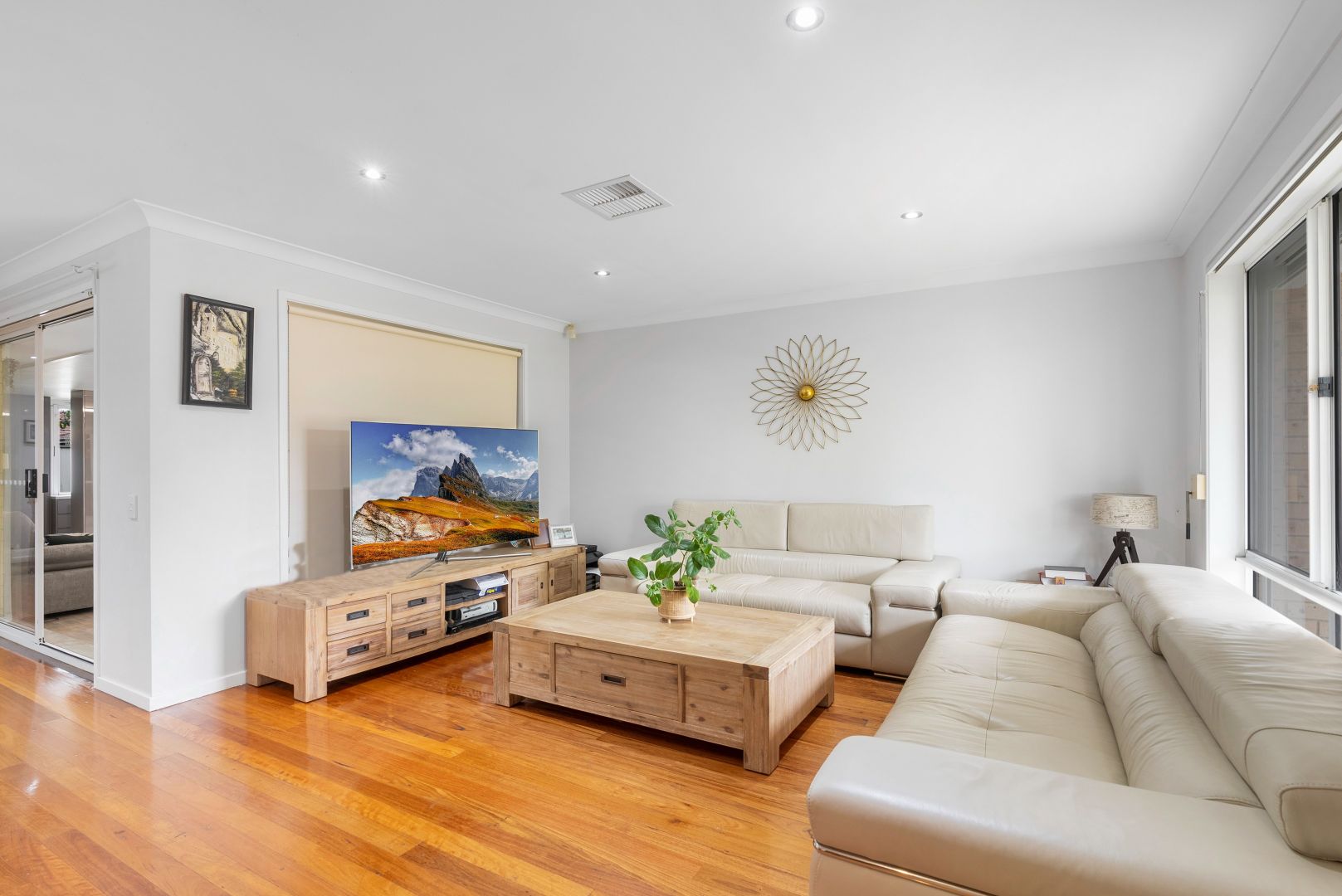 11 Byron Bay Close, Hoxton Park NSW 2171, Image 1