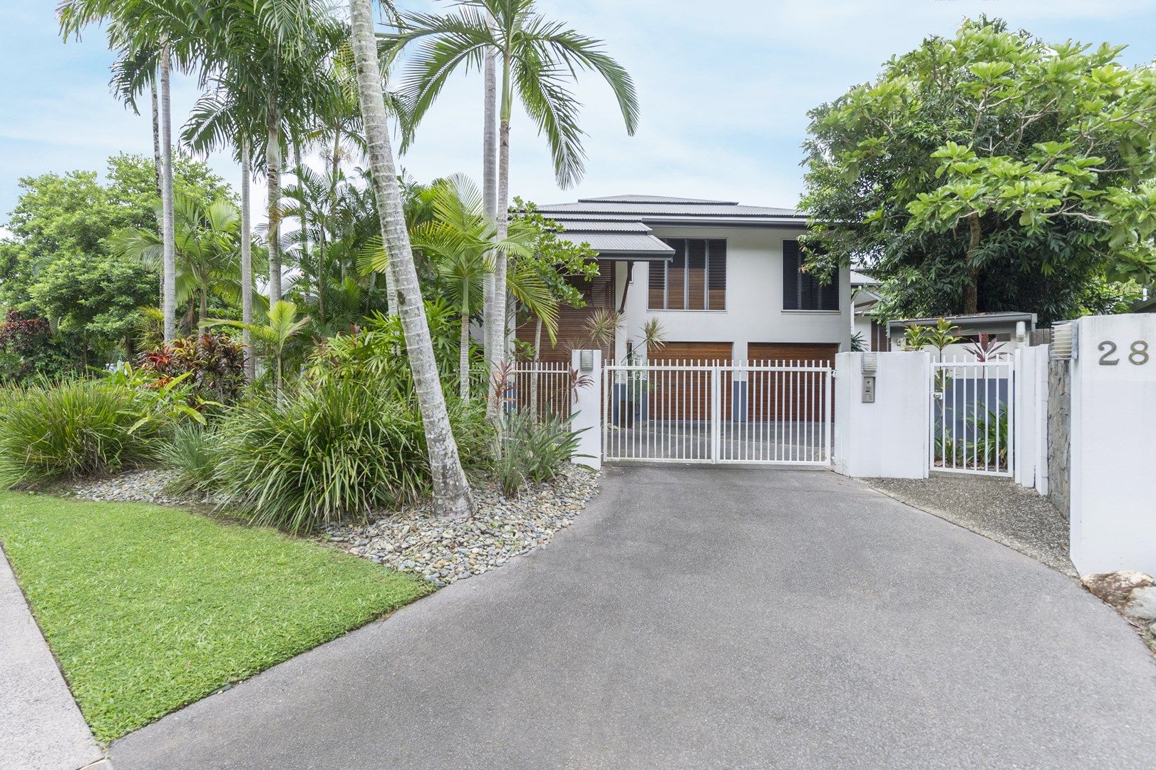 2/28 Mudlo Street, Port Douglas QLD 4877, Image 0