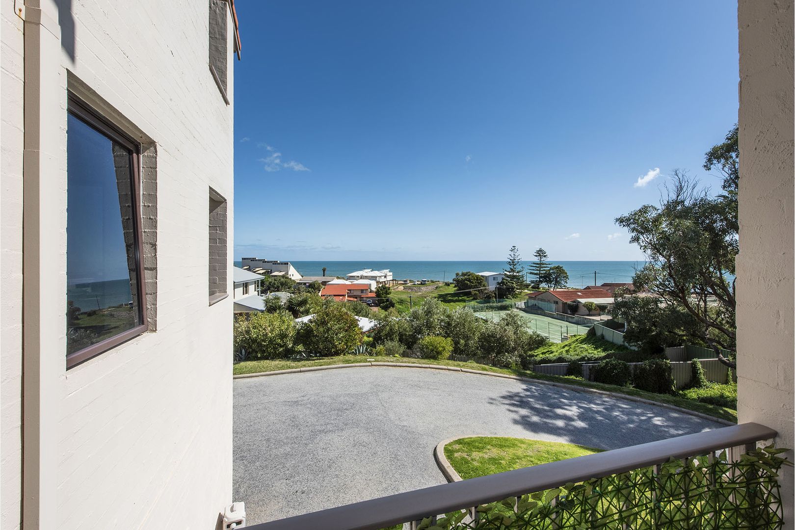 1/13 Sussex Place, Halls Head WA 6210, Image 2