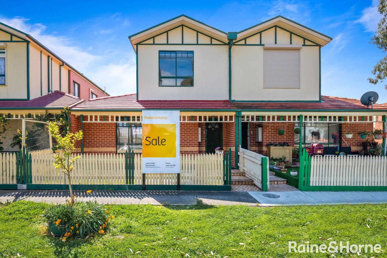 3 bedrooms House in 15 Franklin Avenue ROXBURGH PARK VIC, 3064