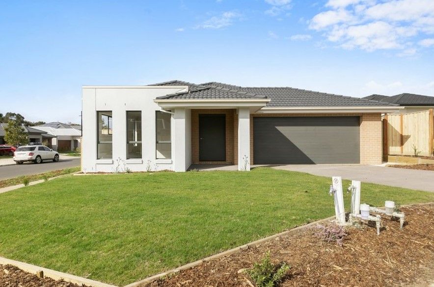 4 bedrooms House in 24 Peaceful Way ARMSTRONG CREEK VIC, 3217