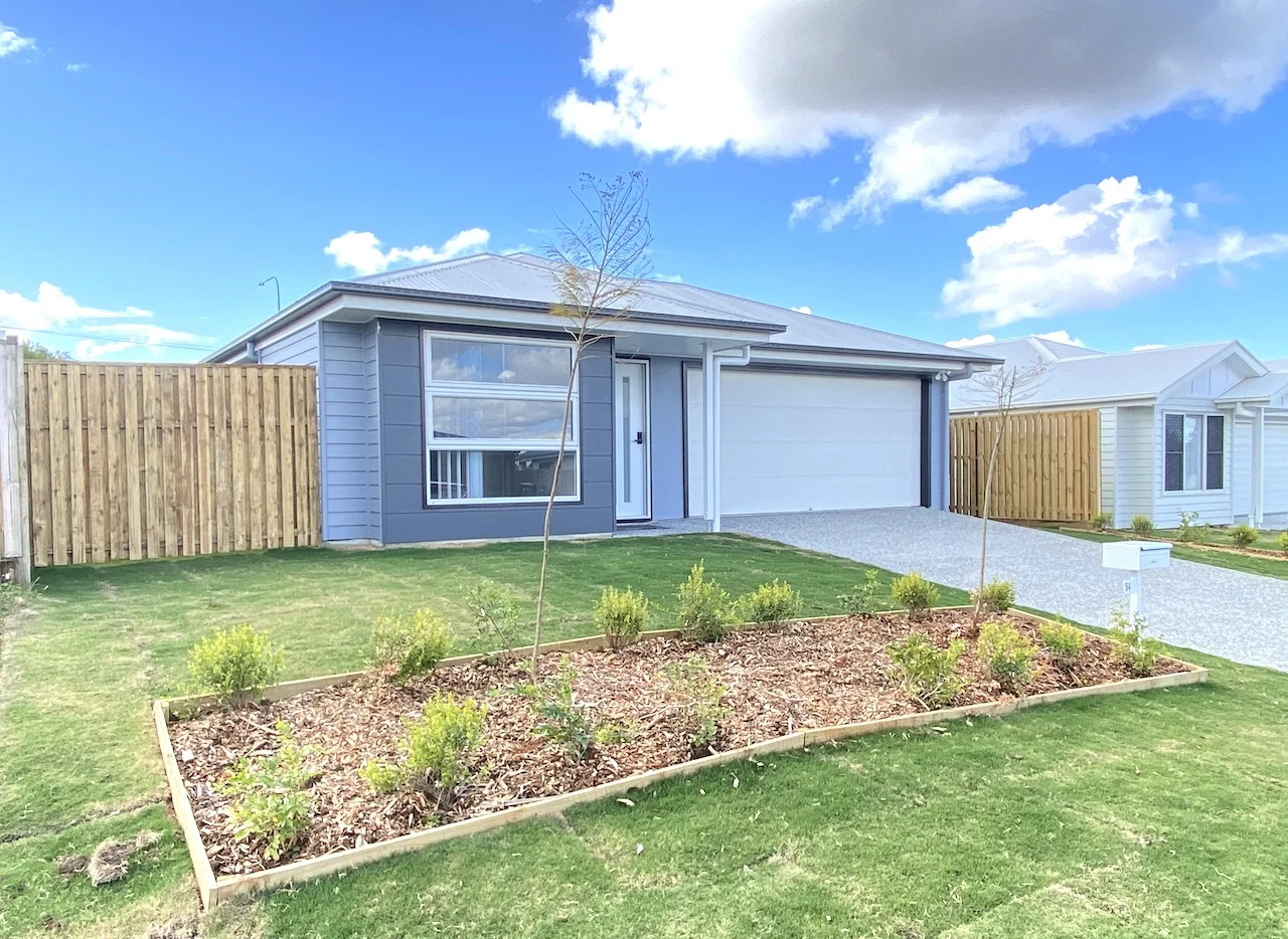 54 Sutherland Street, Gleneagle QLD 4285