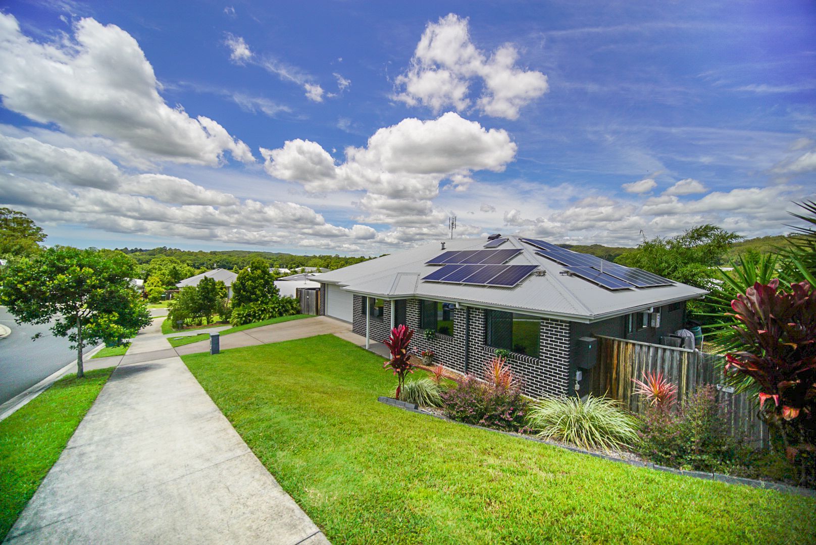 4 bedrooms House in 54 Maroochy Circuit YANDINA QLD, 4561