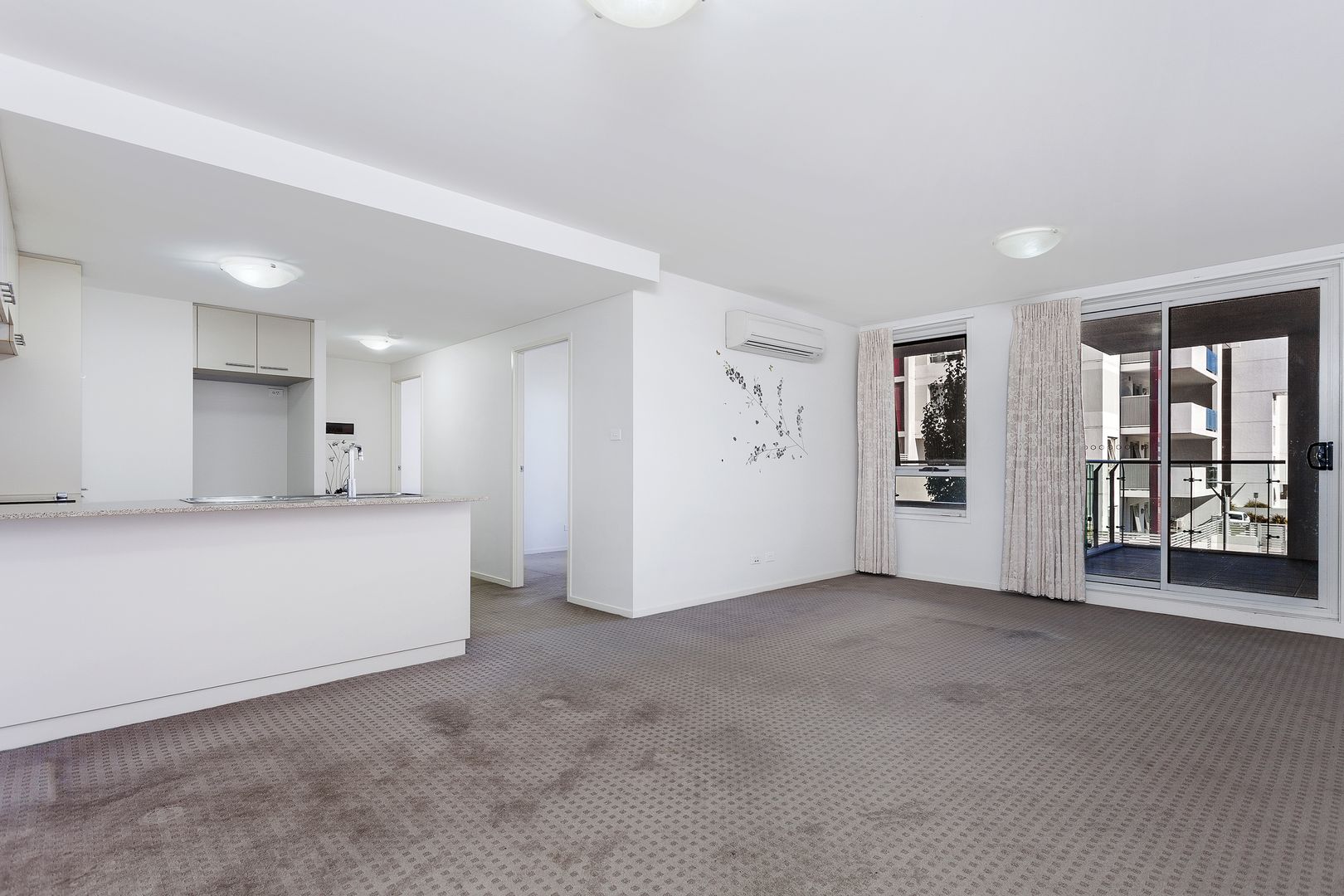 290/80 Chandler Street, Belconnen ACT 2617, Image 2