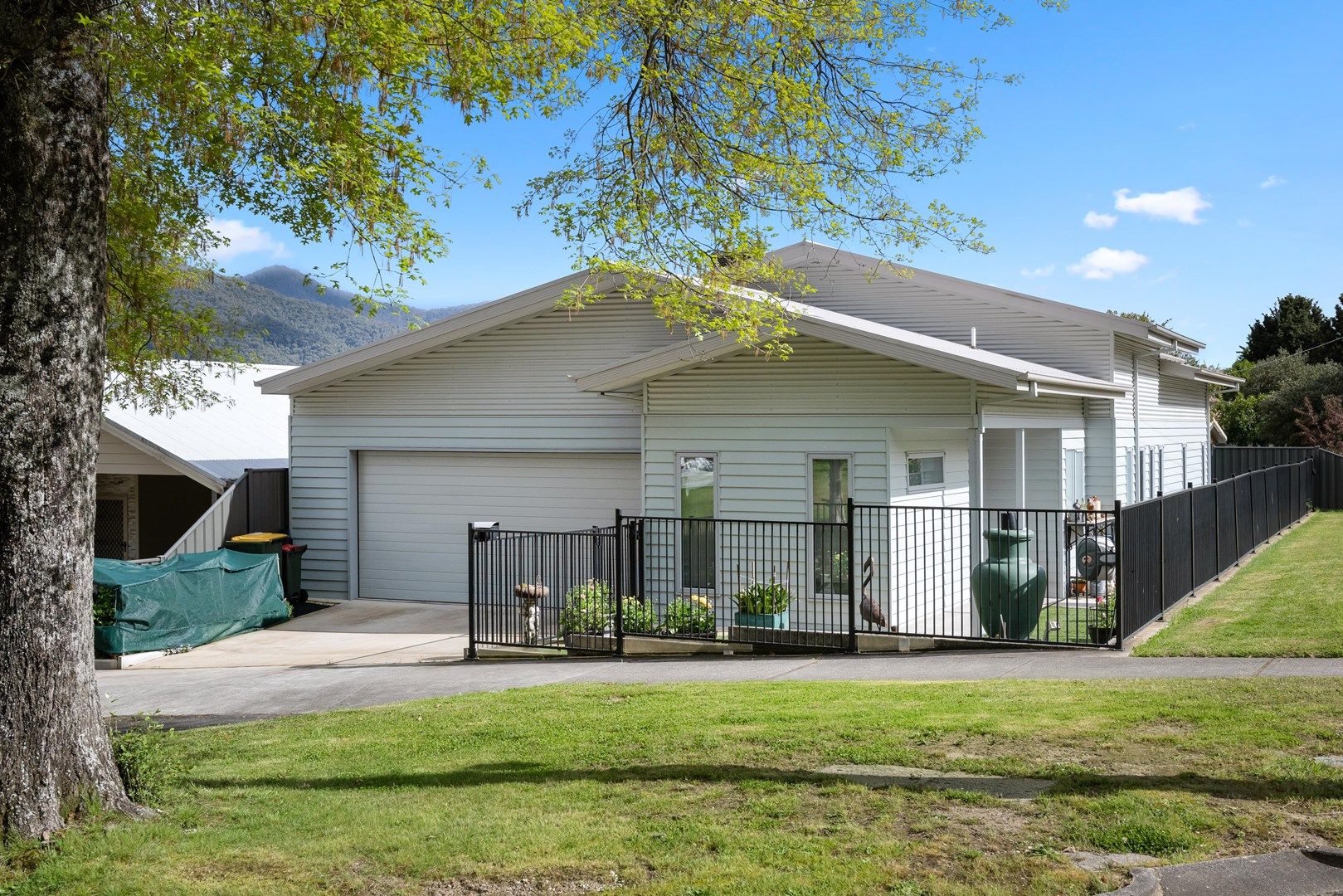 9 Maddison Street, Mount Beauty VIC 3699, Image 0