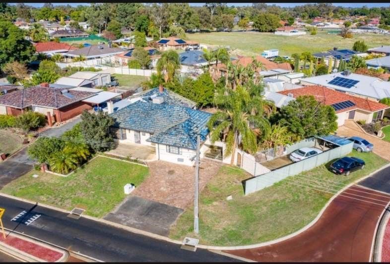 3 bedrooms House in 155 Homestead Road GOSNELLS WA, 6110