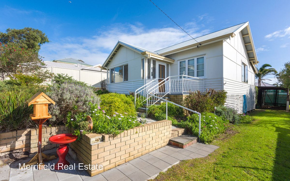 17 Angus Street, Mount Melville WA 6330, Image 0