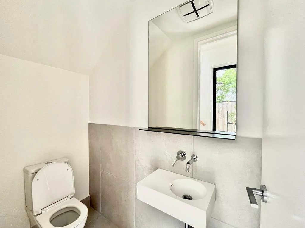 Additional image 7 of 3B2B Portland Pl, Burwood East VIC 3151