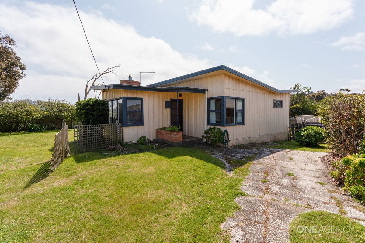 3 bedrooms House in 320 Low Head Road LOW HEAD TAS, 7253