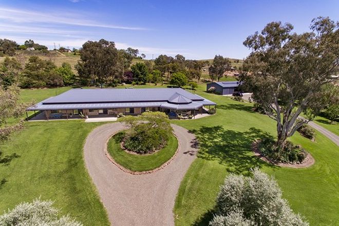 Picture of 17 Wenz Lane, CANOWINDRA NSW 2804