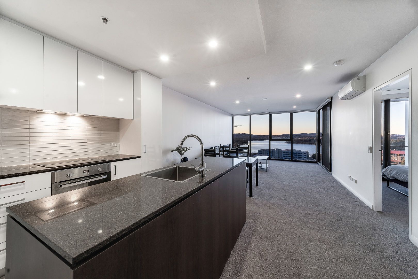 77/39 Benjamin Way, Belconnen ACT 2617, Image 2