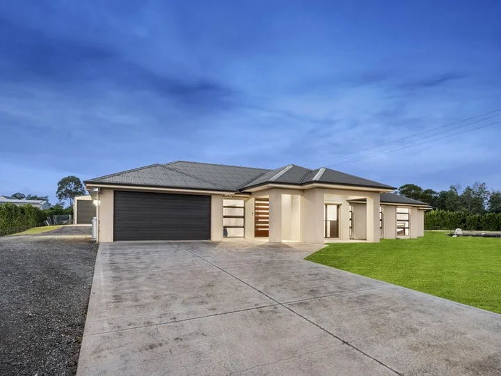 42 Wianamatta Circuit, Cattai NSW 2756