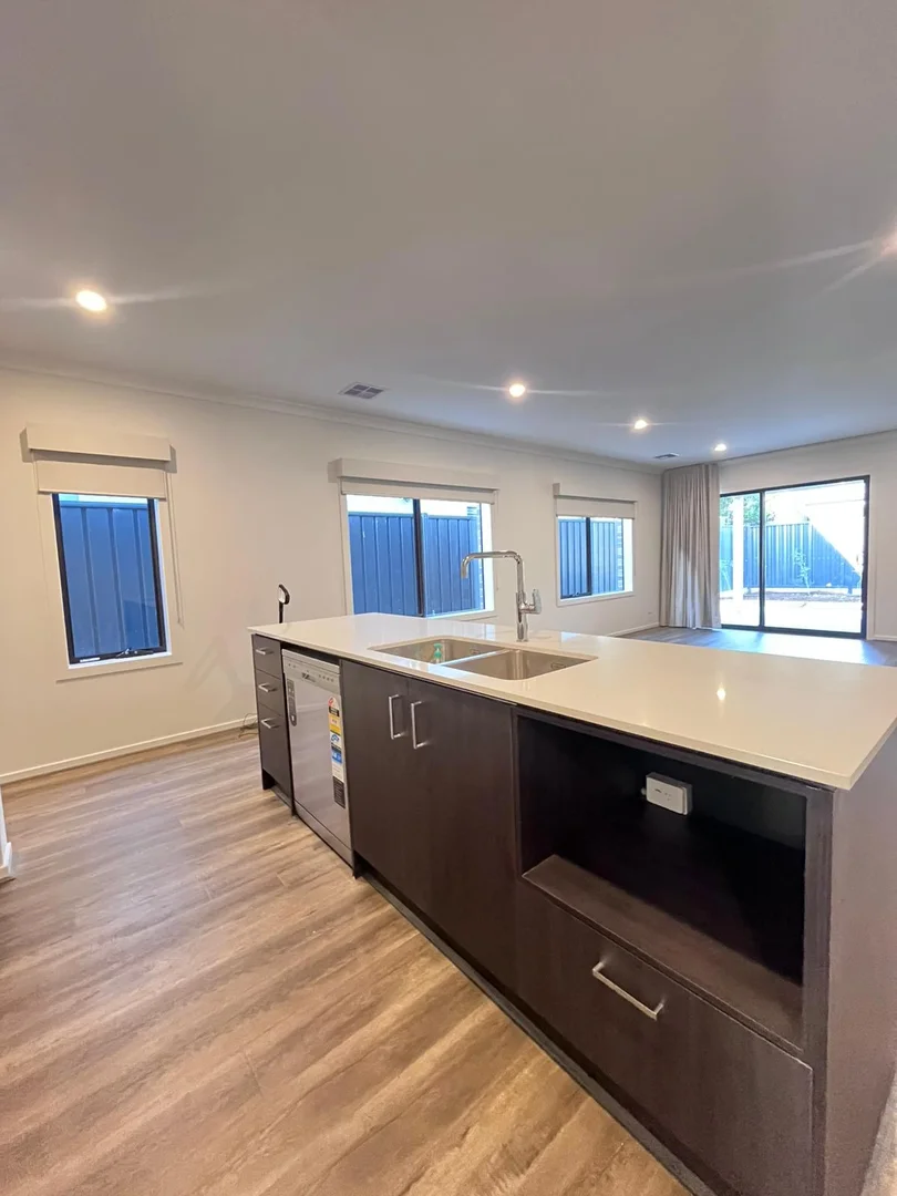 Additional image 5 of 5 DULVERTON STREET, Truganina VIC 3029