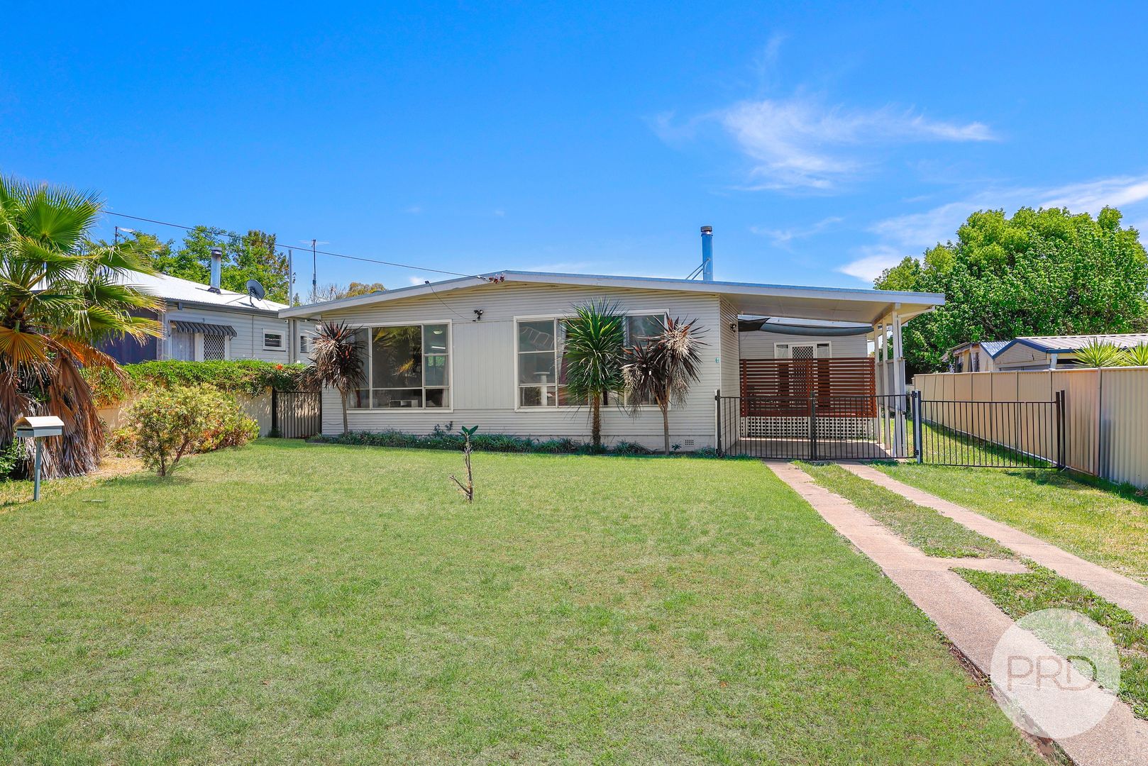 4 Warren Street, Tamworth NSW 2340, Image 1