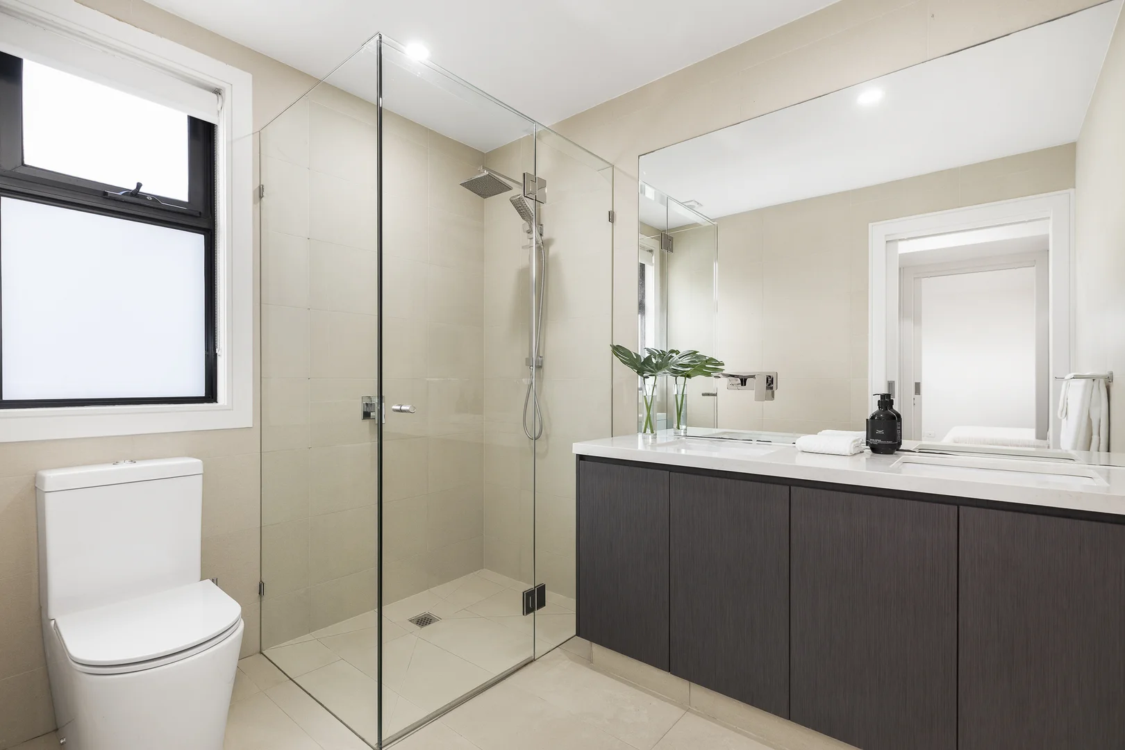 Additional image 8 of 1/6a Ruabon Road, Toorak VIC 3142