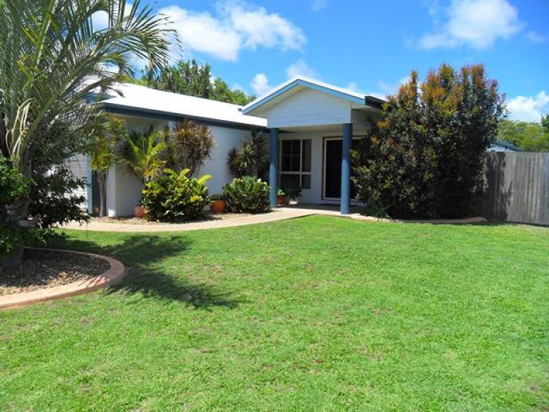 4 Starboard Circuit, Shoal Point QLD 4750
