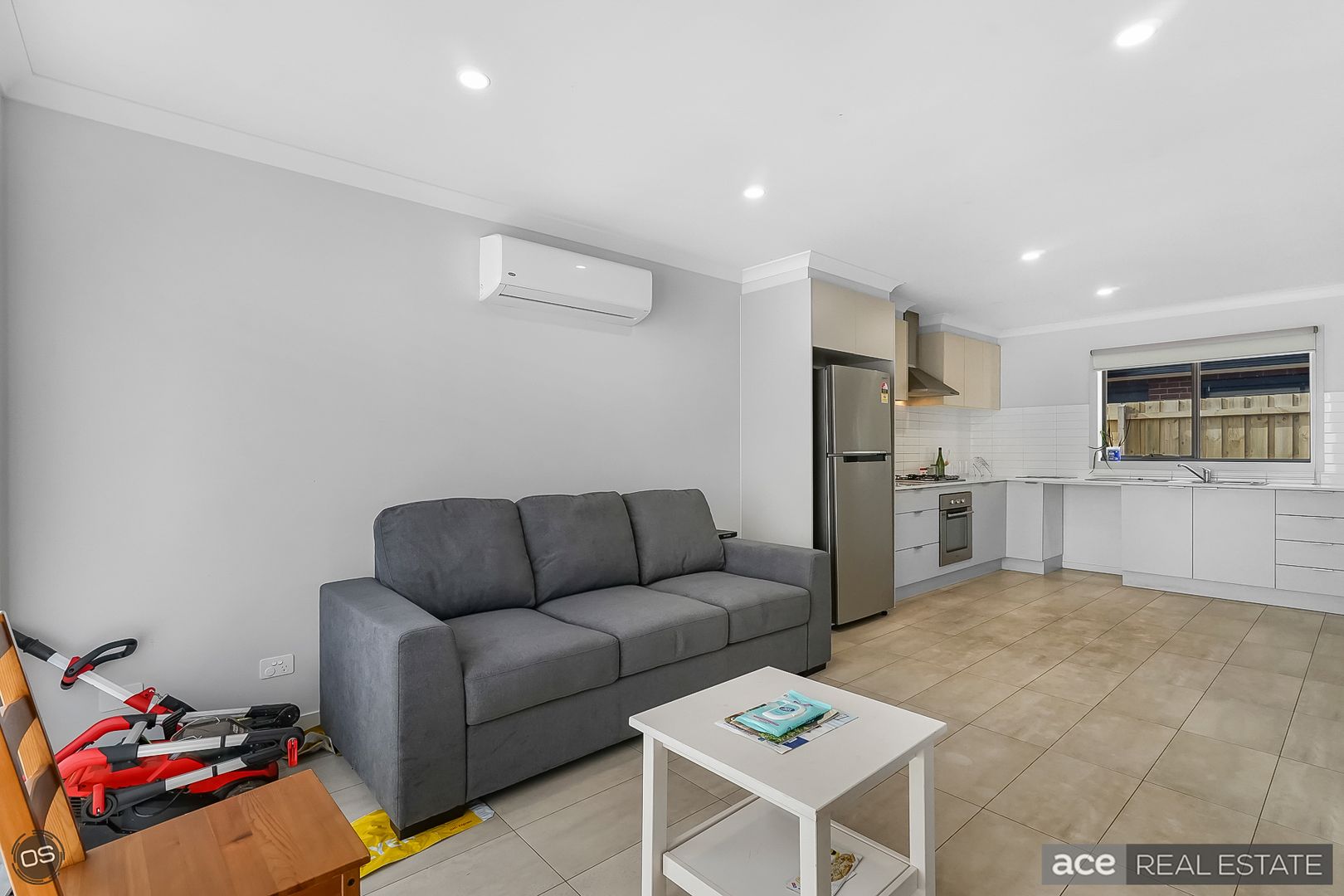 21 Ayesha Avenue, Melton South VIC 3338 Domain