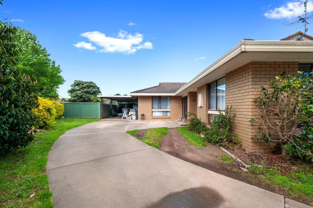 1 Vega Court, Sale VIC 3850, Image 0