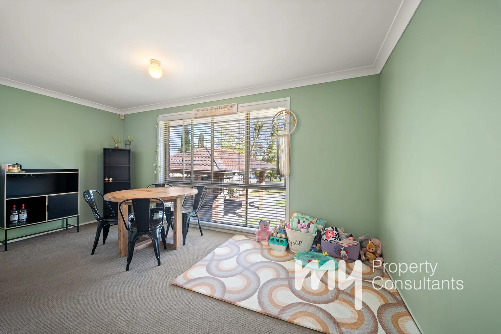 Additional image 3 of 19 Euphrates Place, Kearns NSW 2558