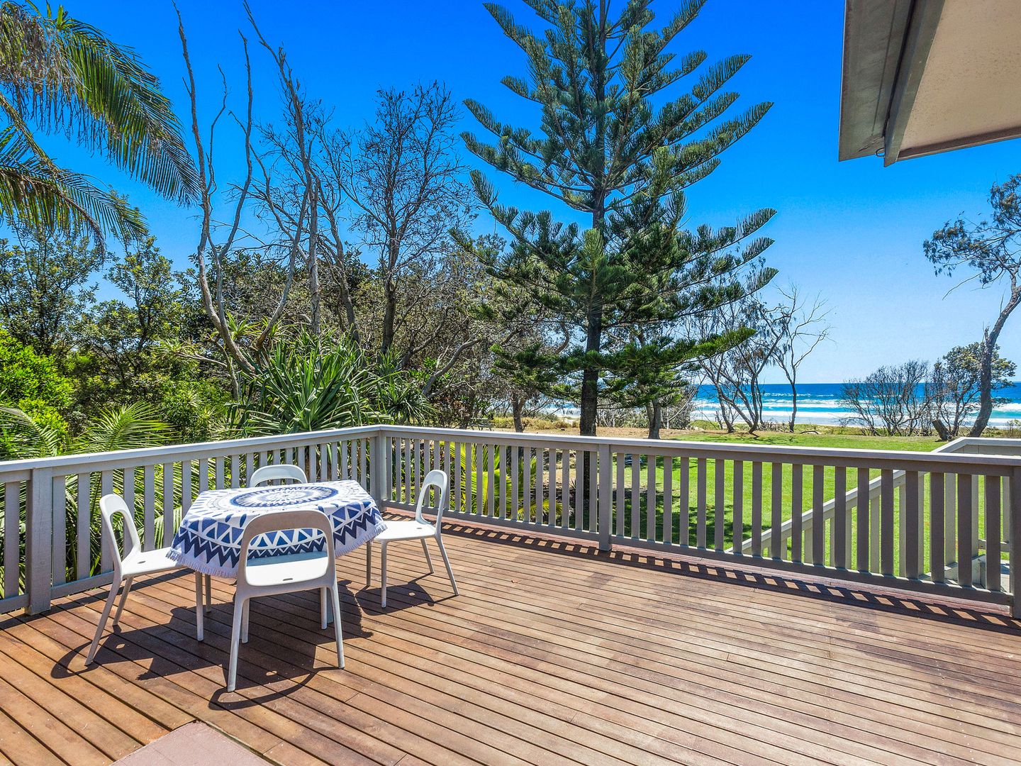 1 Cypress Crescent, Cabarita Beach NSW 2488, Image 2