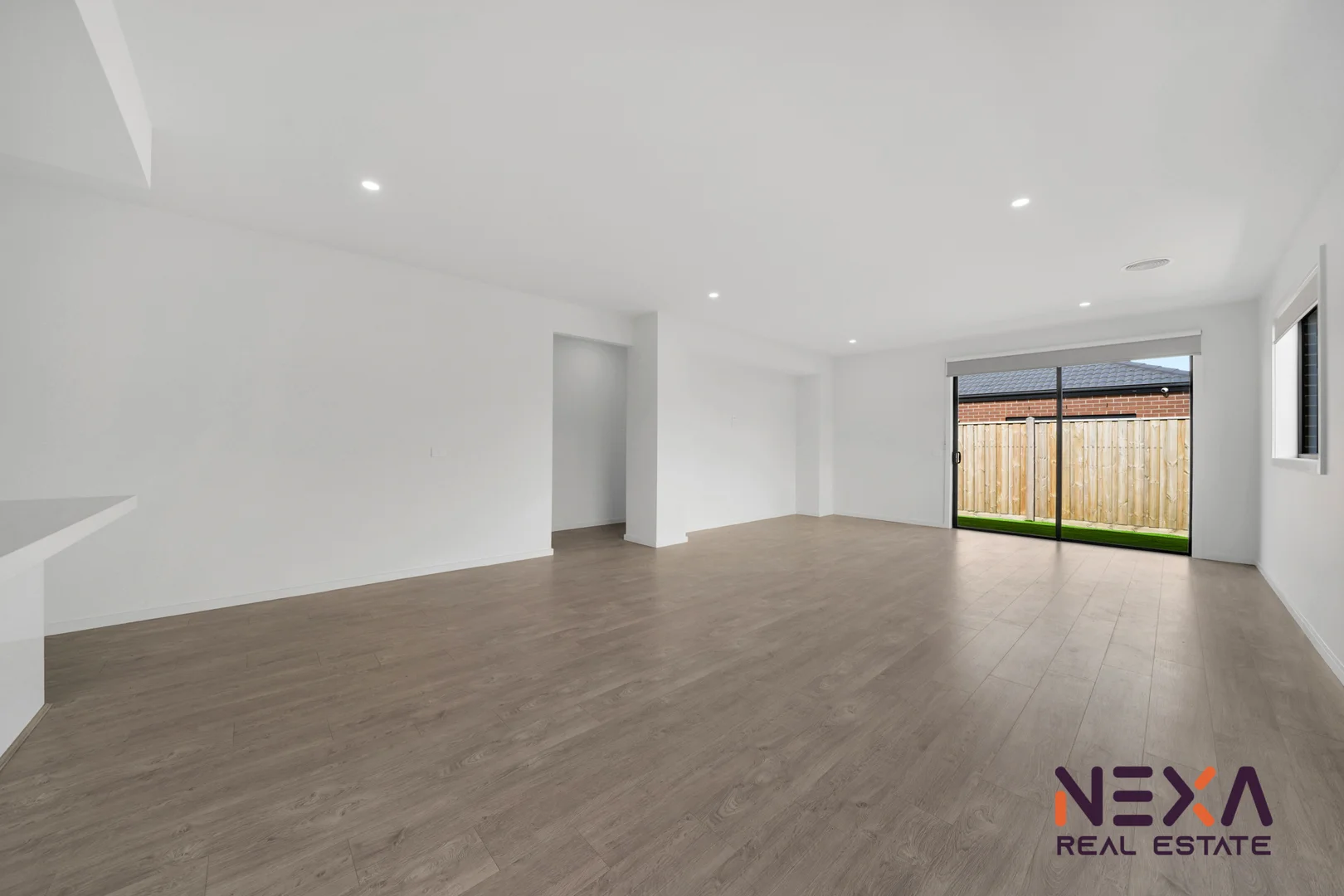 Additional image 14 of 7 FARMHILL CIRCUIT, Woodstock VIC 3751